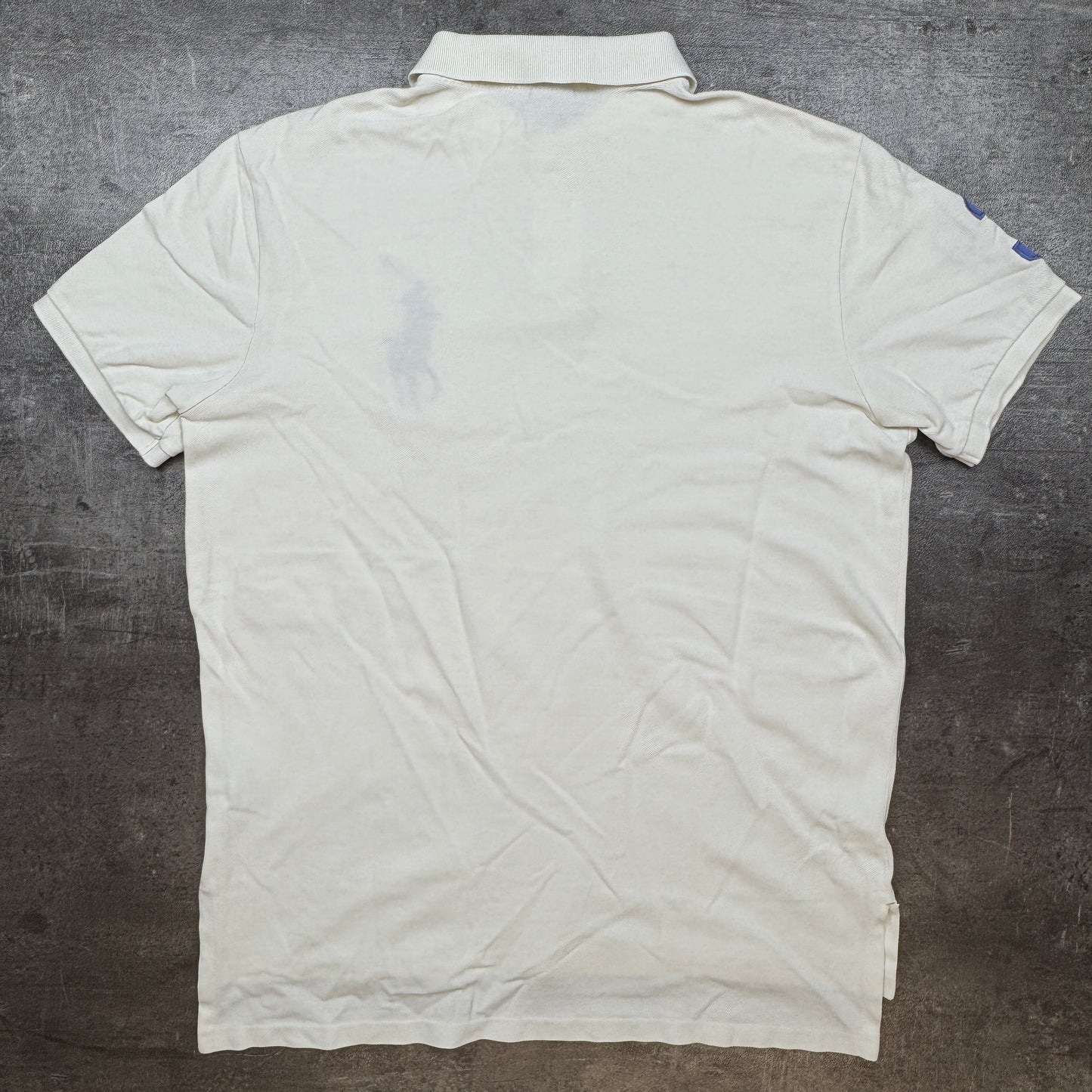 Ralph Lauren Polo (L)